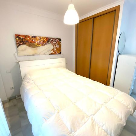 Apartamento Carvajal Beach ฟูเอนฮิโรลา ภายนอก รูปภาพ