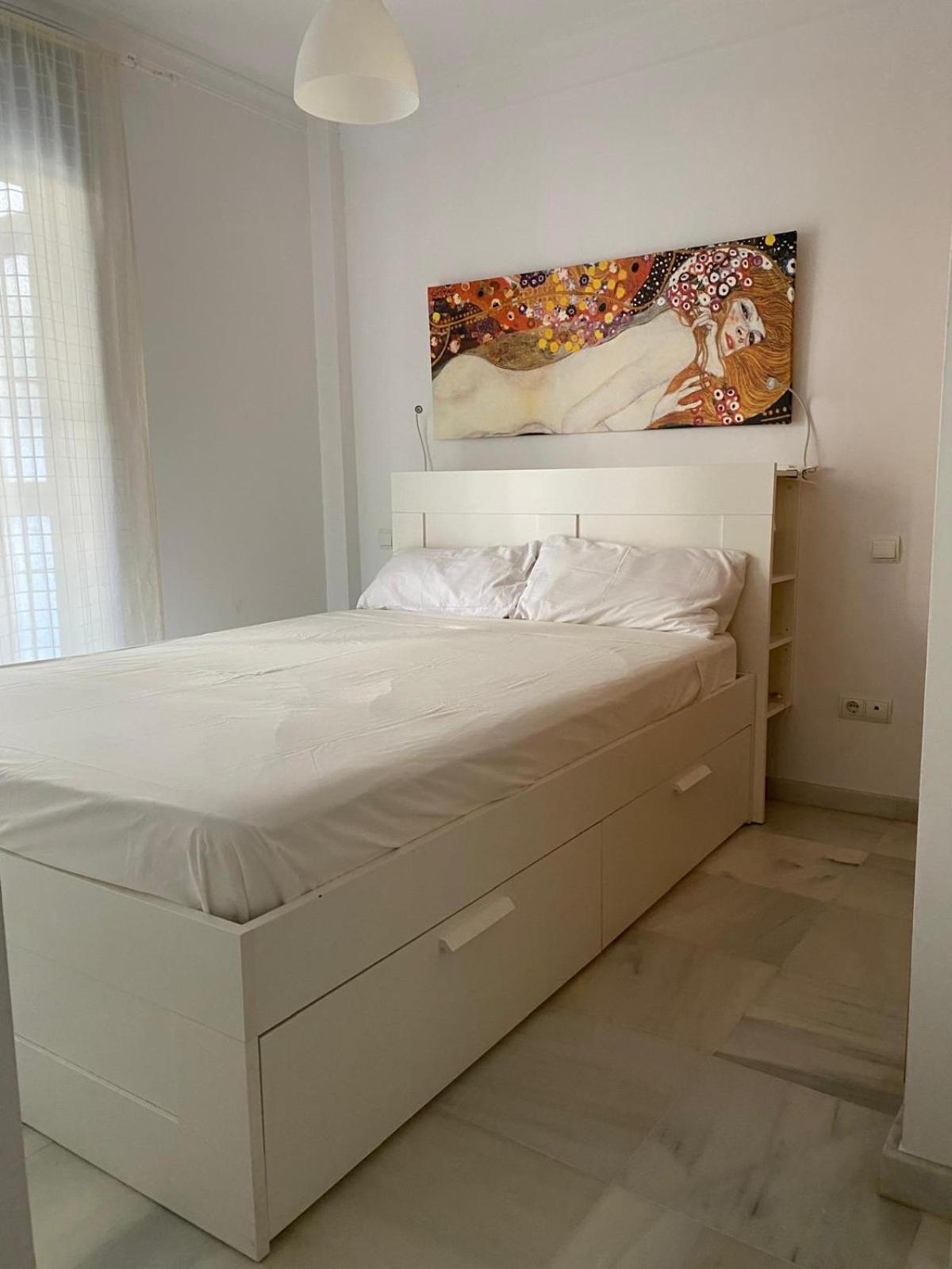 Apartamento Carvajal Beach ฟูเอนฮิโรลา ห้อง รูปภาพ