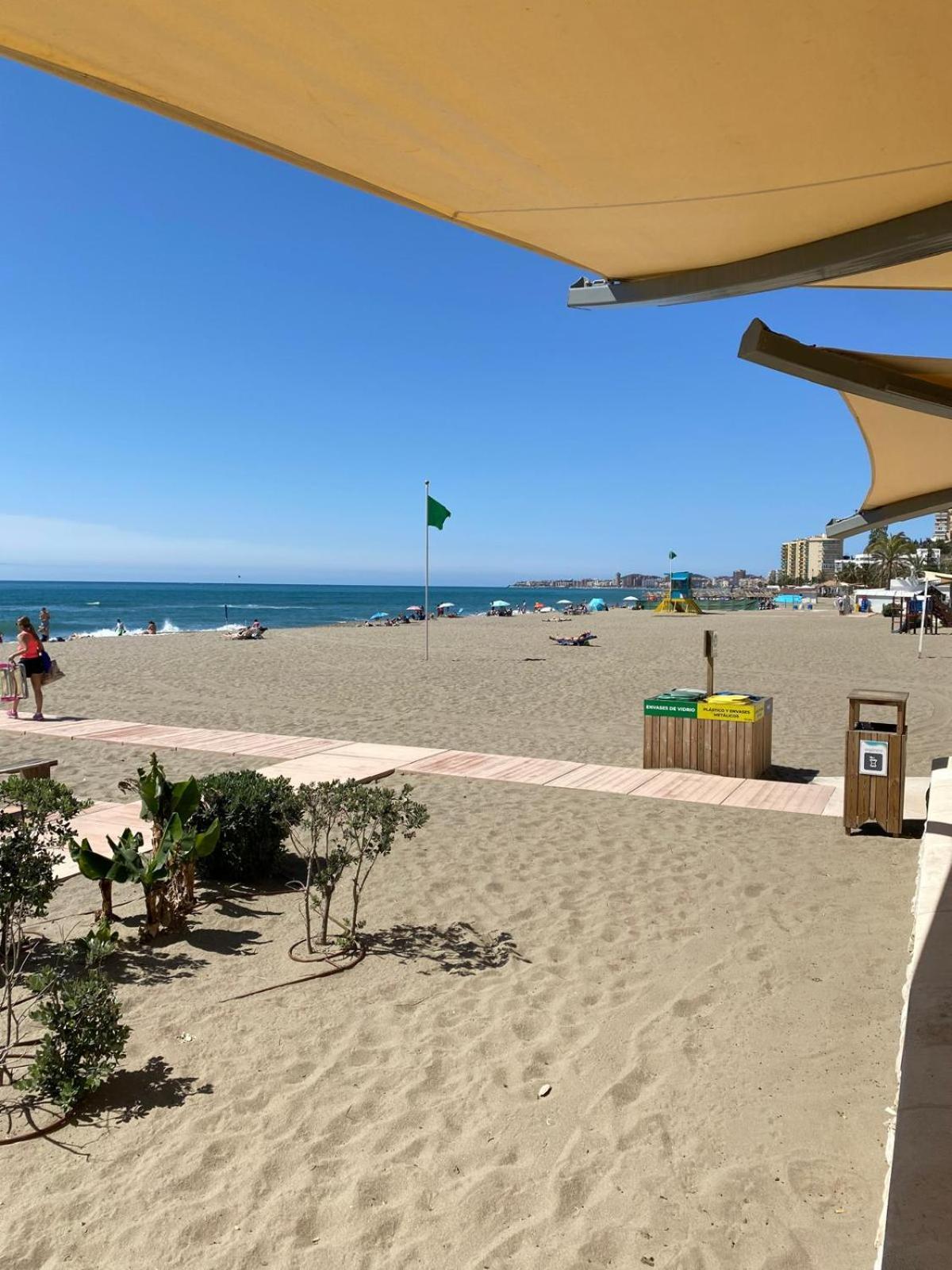 Apartamento Carvajal Beach ฟูเอนฮิโรลา ห้อง รูปภาพ